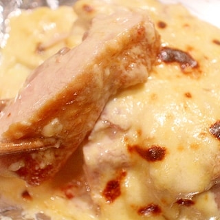 簡単おかず♪味噌マヨチーズのグリルドチキン